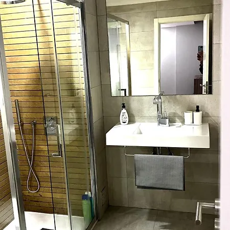 Sociedade Farmaceutica Privat bolig *